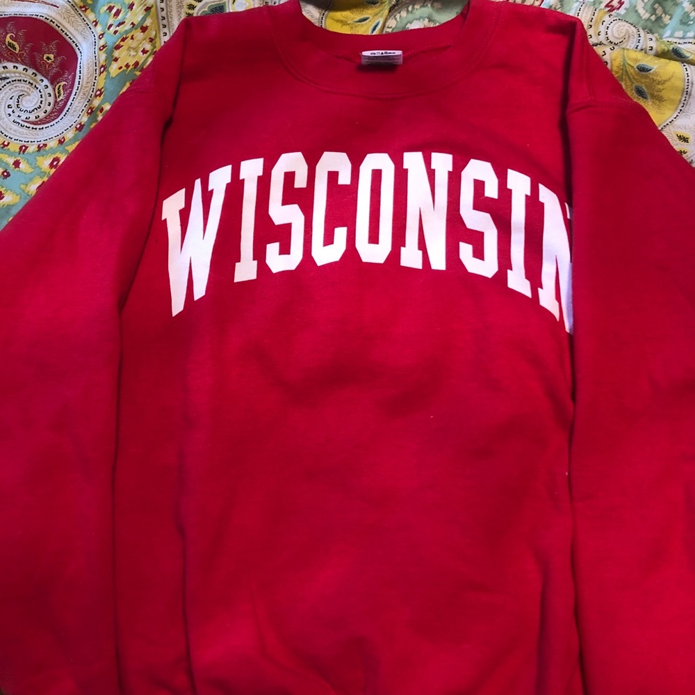 Official WISCONSIN Crew neck 👐🏼